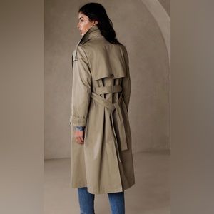 Banana Republic classic twill trench coat size medium